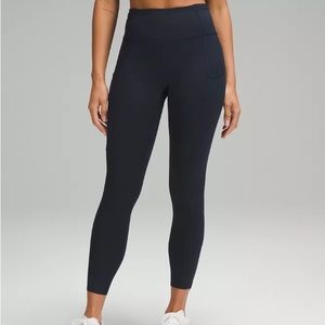 Lululemon Fast and Free Leggings size six 25 inch